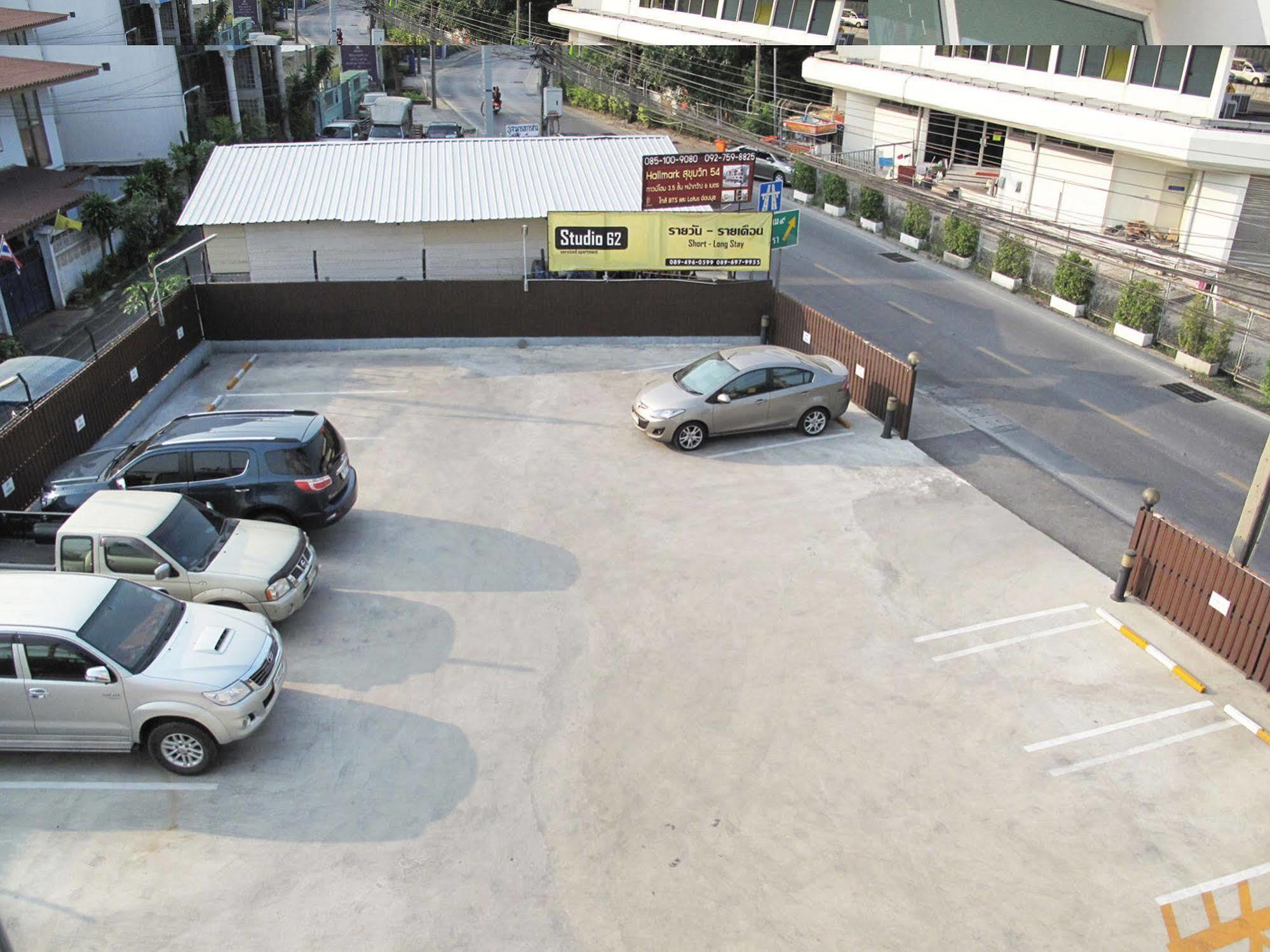 Studio 62 Bangkok Exterior photo